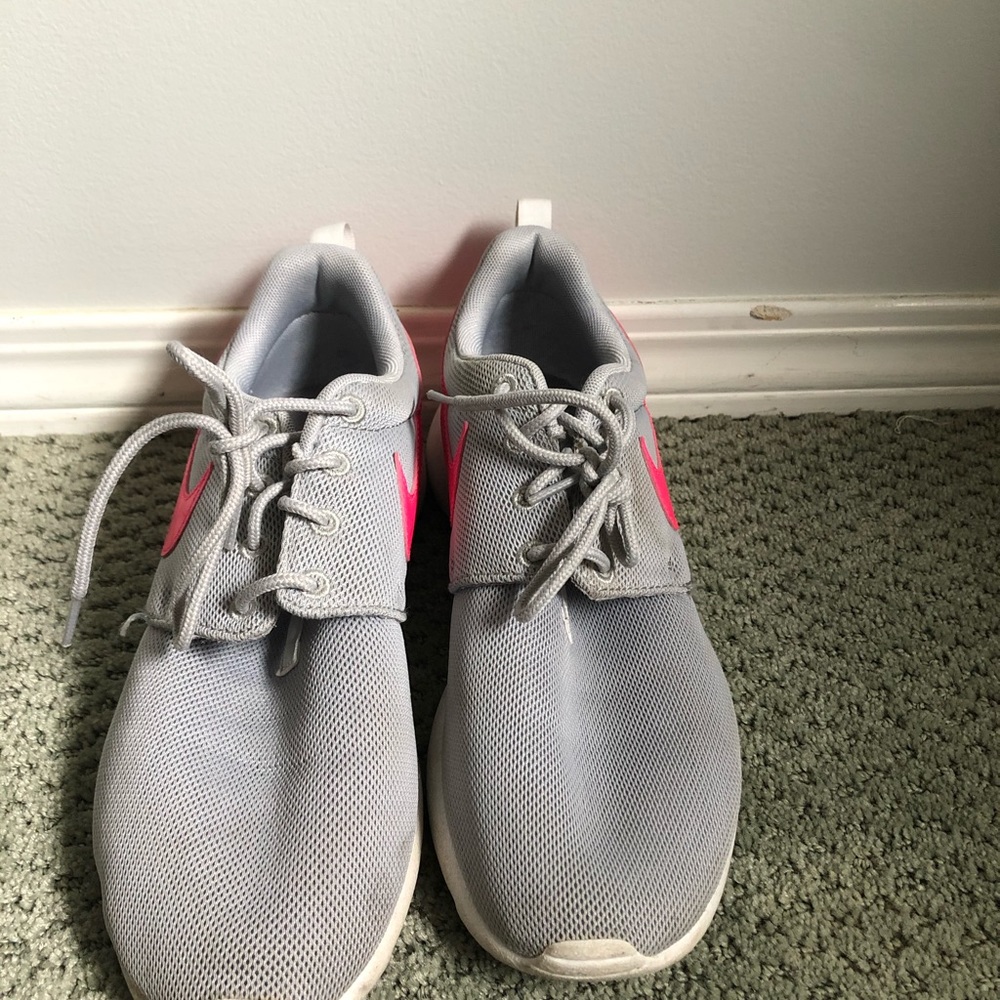 Nike Runners - Picture 4 of 4